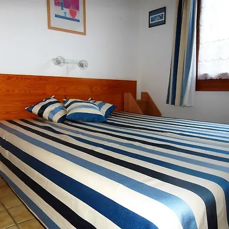 Σαλέ Two Bedroom Chalet, 42m² Gujan-Mestras